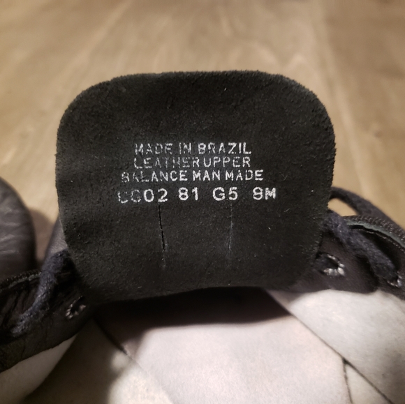 Capezio Jazz Shoe - leather split sole - size 8M. - Picture 2 of 3